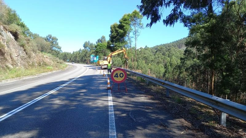Image 1 of article La Xunta iniciará la próxima semana trabajos de limpieza en las márgenes de distintas carreteras autonómicas a su paso por los ayuntamientos de Outes, de Cortegada y de Moaña