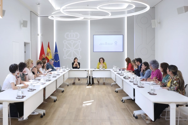 Imagen del artículo El Gobierno de Navarra reúne a alcaldesas y alcaldes de la Comarca de Pamplona para diseñar una respuesta coordinada ante el aumento del sinhogarismo