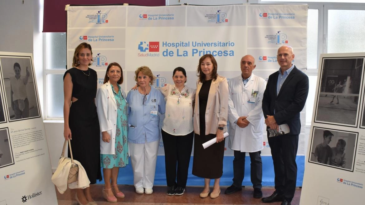 Imagen del artículo El Hospital de La Princesa acoge la Exposición 'Héroes y Heroínas', en el Día Internacional de la Persona Ostomizada