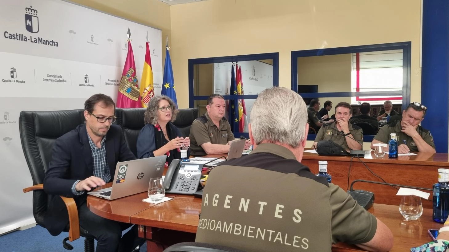 Image 3 of article El Gobierno de Castilla-La Mancha trabajará con el cuerpo de Agentes Medioambientales para favorecer la mejora en sus funciones y avanzar en su especialización