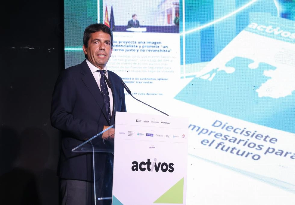 Image 0 of article Carlos Mazón reivindica la necesaria ampliación del Puerto de Valencia para el futuro económico y social de la Comunitat Valenciana y de España