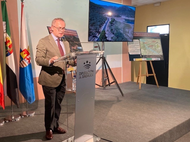 Image 1 of article Manuel Martín avanza la elaboración de un Programa Regional de Seguridad Vial 2024-2030 durante la inauguración de la Y del Cíjara