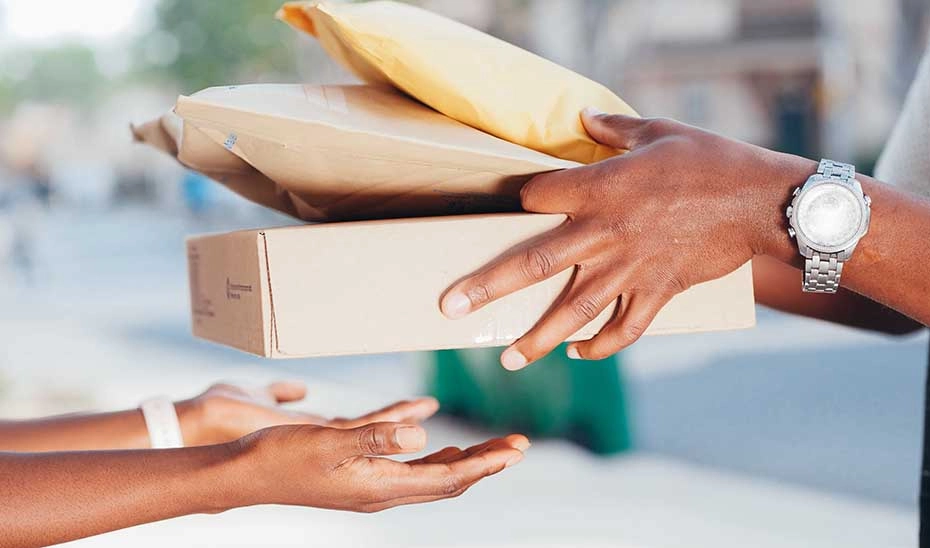 Imagen del artículo Día Mundial del Correo: Consejos para recibir con garantías los paquetes de las compras 'online'