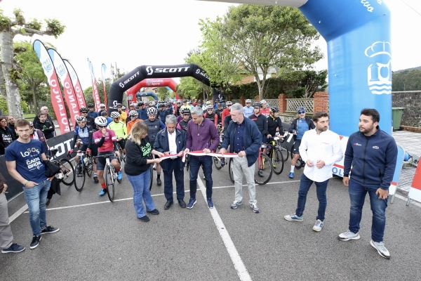 Imagen del artículo Alrededor de 1.500 cicloturistas toman la salida de La Cantabrona