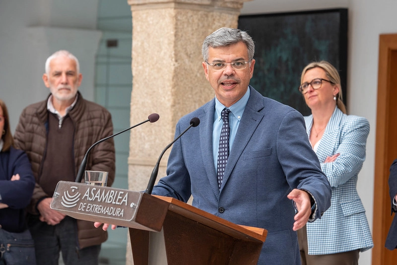 Imagen del artículo El portavoz de la Junta destaca la importancia de la filatelia para conocer la transformación de Extremadura