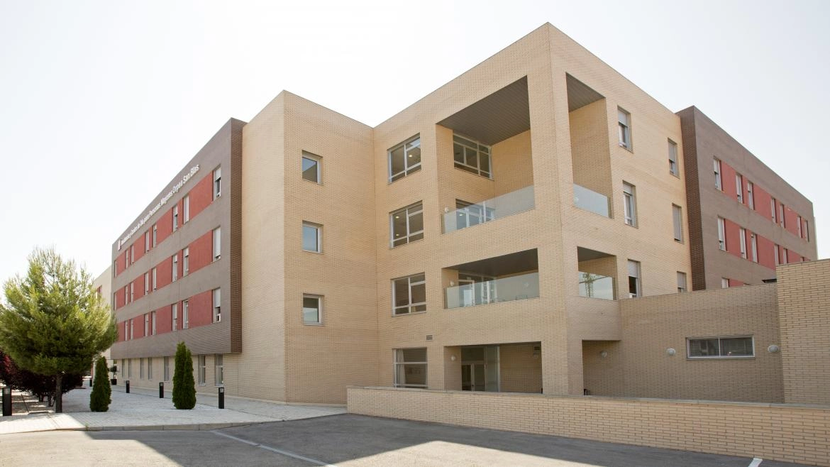 Imagen del artículo La Comunidad de Madrid aprueba casi 4 millones de euros para la atención en siete residencias y centros de Día
