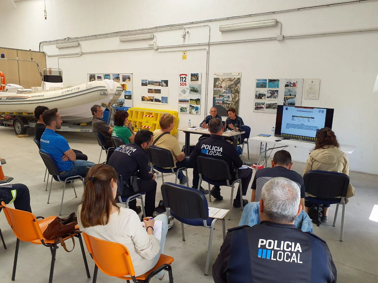 Imagen del artículo La Dirección General de Emergencias e Interior se reúne en Menorca con los responsables de la seguridad en las playas para preparar la temporada de verano