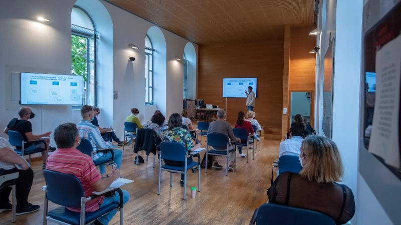 Imagen del artículo El Gobierno de La Rioja organiza en enero el evento nacional de Educación y TICs 'Impulsando DigCompEdu', promovido por la comunidad GEG Spain de Google