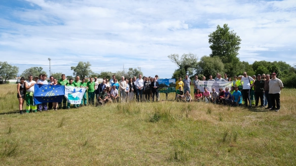 Imagen del artículo El proyecto LIFE Stop Cortaderia celebra en Noja el premio europeo Natura 2000, que valora su compromiso social en y la lucha contra las especies invasoras en Cantabria