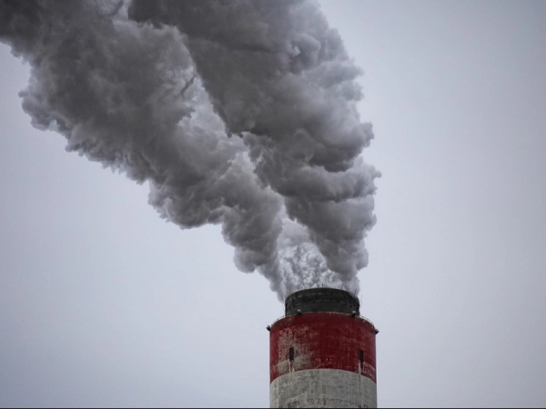 Imagen del artículo Les instal·lacions del règim europeu del comerç de CO2 estabilitzen les emissions durant el 2022 per segon any consecutiu