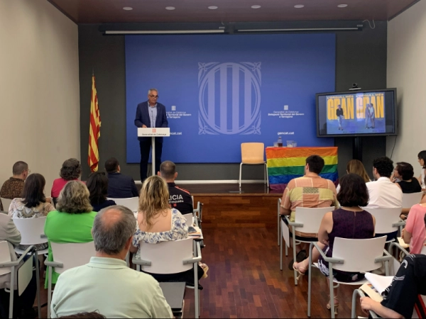 Imagen del artículo El delegat del Govern encapçala l'acte institucional a Tarragona del Dia Internacional de l'Orgull o per a l'Alliberament LGBTI+