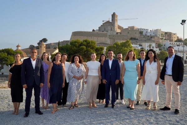 Imagen del artículo Imágenes de la reunión de la presidenta del Govern con el alcalde de Eivissa y el resto del equipo de gobierno municipal