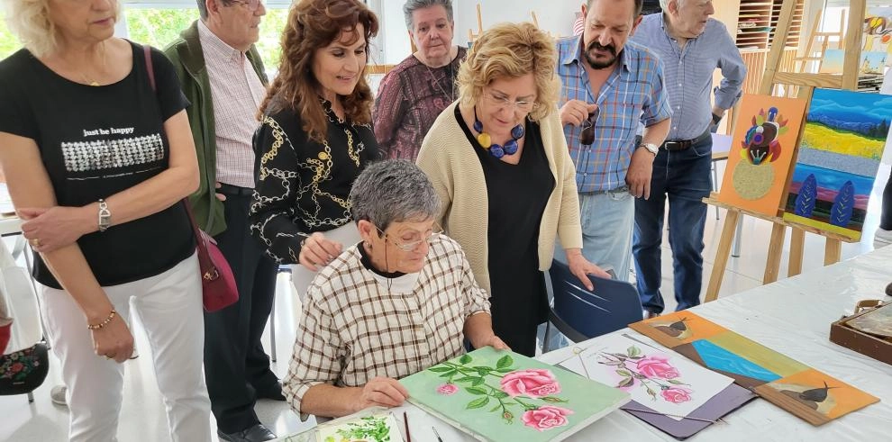 Imagen del artículo Los hogares de mayores de Aragón cuentan con más de 800 voluntarios que impartieron 277 actividades en 2022
