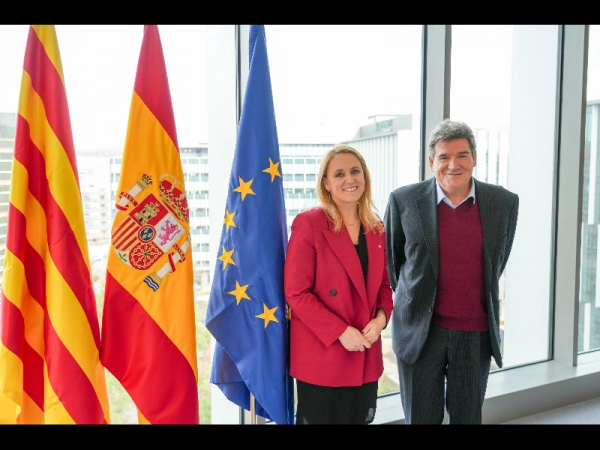 Imagen del artículo La consellera Mas Guix i el ministre Escrivá acorden treballar per desplegar projectes de la indústria dels semiconductors a Catalunya
