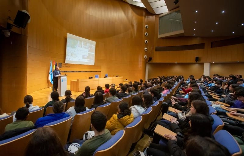 Image 1 of article Más de 1.100 alumnos de 20 centros educativos participan en 'Reimagina la Ciencia Galicia'