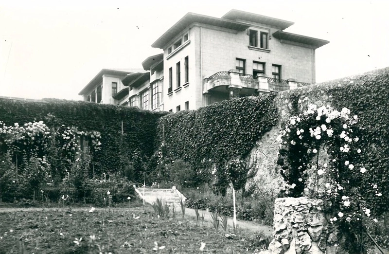 Imagen del artículo Valdecilla trata de recuperar el sentido de sus jardines como fuente de salud con 'Viriditas', un proyecto para dar proyección ciudadana a los entornos naturales del hospital