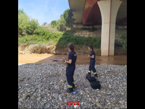 Imagen del artículo Els Bombers de la Generalitat recorren 10 quilòmetres recercant una dona que va desaparèixer a un torrent d'Ullastrell durant l'aiguat de dimarts