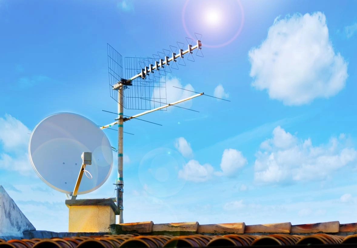 Imagen del artículo El Gobierno regional culmina con éxito el proceso de transición a la alta definición en 2.000 hogares que venían utilizando la televisión por satélite
