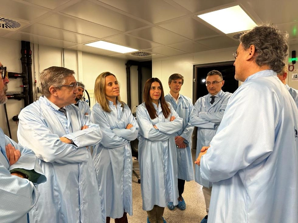 Image 0 of article José Antonio Rovira visita los laboratorios del Consorcio Espacial Valenciano y la Agencia Espacial Europea en la UPV