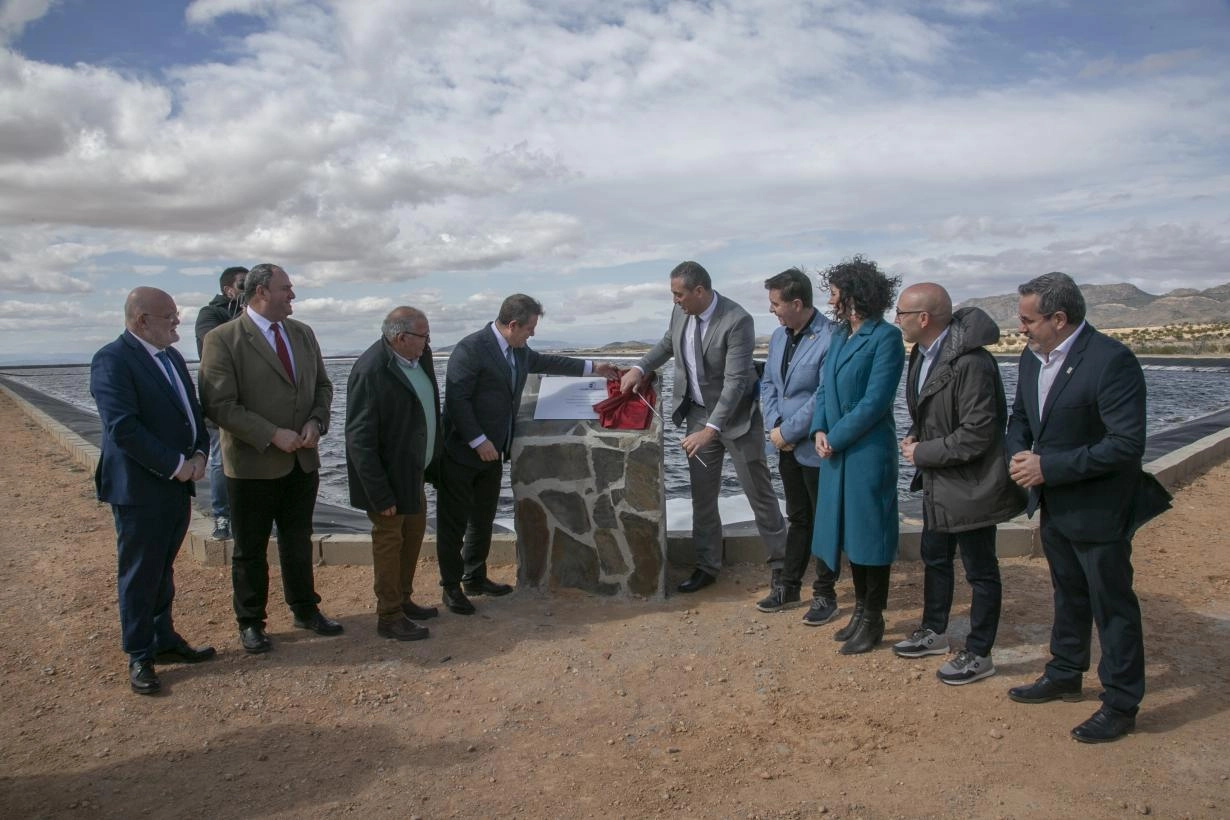 Imagen del artículo El Gobierno regional subraya el uso eficiente del agua que hacen los regantes de Castilla-La Mancha y su contribución a la generación de riqueza y empleo