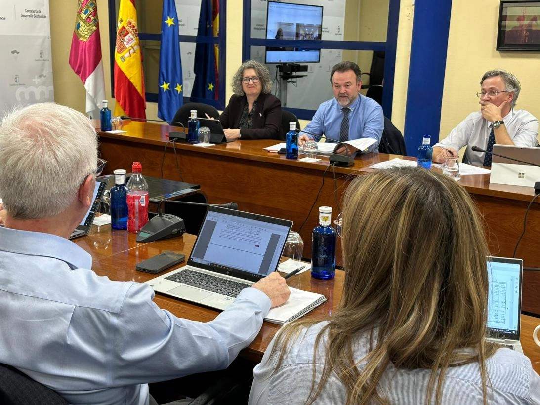 Imagen del artículo El Gobierno regional destaca al ISFOC como instrumento fundamental de Castilla-La Mancha para liderar la investigación y el desarrollo en las tecnologías fotovoltaicas