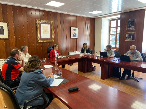 Imagen del artículo La directora general de Protecció Civil manté una reunió de treball a Vielha amb la Síndica d'Aran sobre el sistema d'emergències i protecció civil