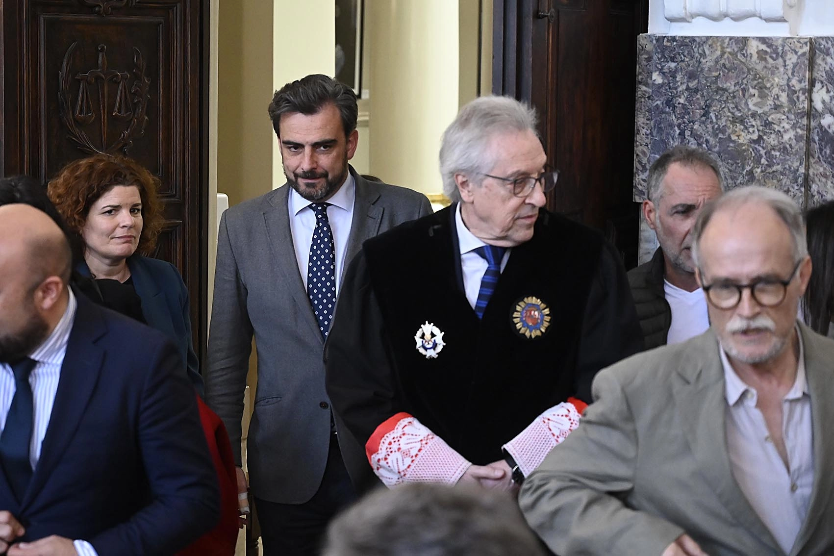 Image 0 of article Diego Calvo asiste á toma de posesión do novo fiscal xefe da Fiscalía Provincial da Coruña