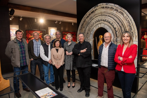 Image 0 of article Inaugurada la exposición 'Embajadores del pasado' que complementa el ciclo 'Caminos que nos unen' organizado por el Gobierno de Cantabria