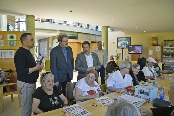 Imagen del artículo A Xunta financiará a reforma da residencia municipal para persoas maiores de Manzaneda cunha achega superior aos 300.000 euros