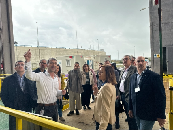 Imagen del artículo La Delegació i els serveis territorials de la Generalitat a la vegueria visiten la dessalinitzadora del Prat de Llobregat
