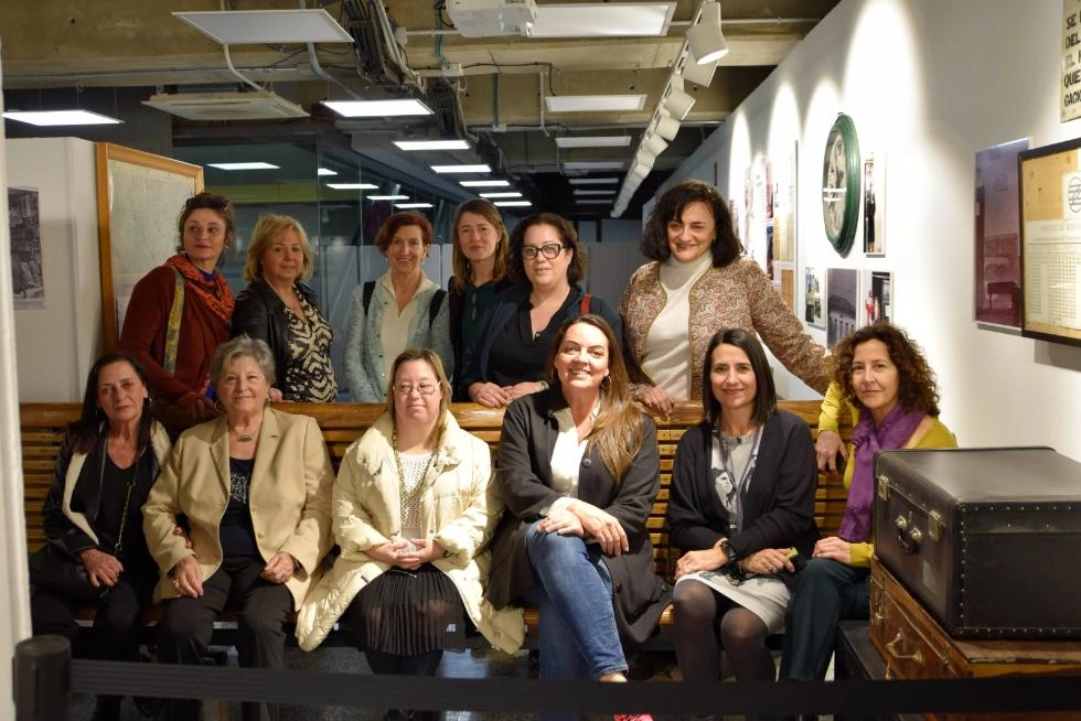 Imagen del artículo La Generalitat presenta con motivo del 8 de marzo una exposición dedicada a la trayectoria de las mujeres trabajadoras de Metrovalencia y TRAM dAlacant