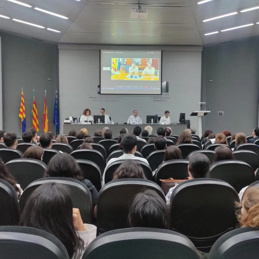 Imagen del artículo Marciano Gómez recuerda las medidas de la Generalitat para fidelizar a los MIR y que apuesten por el Sistema Valenciano de Salud