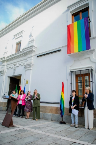 Imagen del artículo La Junta Extremadura destaca el papel de las Oficinas de Atención a Víctimas en el Día Internacional contra LGTBIfobia y los delitos de odio