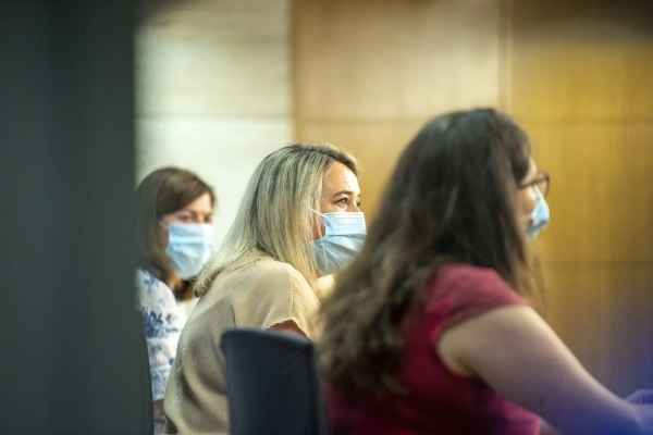 Imagen del artículo El Gobierno de La Rioja habilita una aplicación informática para agilizar la petición de PCR entre los trabajadores temporales agrarios