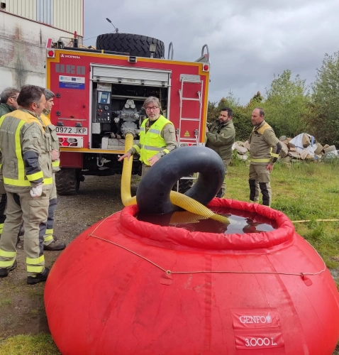 Imagen del artículo Medio Rural afianza a súa aposta pola formación para persoal de incendios cun curso de seguridade para bombeiros forestais condutores de motobomba