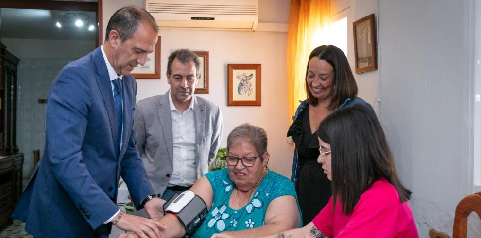 Imagen del artículo Aragón incentiva la autonomía de casi 1.000 personas dependientes con el programa Apoyos Conectados