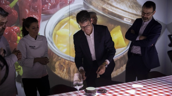 Imagen del artículo La Escuela de Hostelería combina alta cocina y tecnología a través de 'Cómete La Rioja', una experiencia gastronómica inmersiva y multisensorial