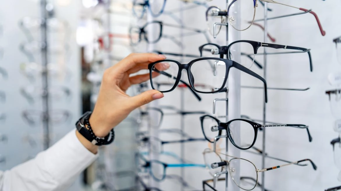 Imagen del artículo La Comunidad de Madrid facilitará gafas graduadas gratuitas a menores de 14 años que padezcan defectos visuales como miopía o astigmatismo
