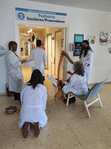 Imagen del artículo A Xunta e a Asociación Galega de Musicoterapia seguirán colaborando no desenvolvemento de programas de voluntariado no Hospital Universitario de Ourense