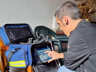 Imagen del artículo Osakidetza pone en marcha el primer maletín digital del Estado en atención domiciliaria