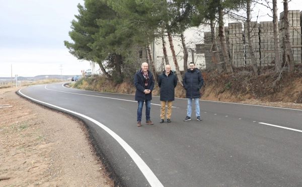 Imagen del artículo El camino paralelo al río Alhama y el centro cívico de Murchante se renuevan gracias a una inversión de 190.000 euros del Gobierno de Navarra