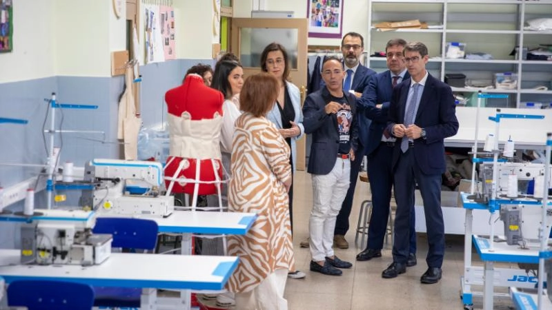 Imagen del artículo El Gobierno de La Rioja invierte más de 4 millones de euros en la mejora energética del IES Hermanos D'Elhuyar desde el año 2017