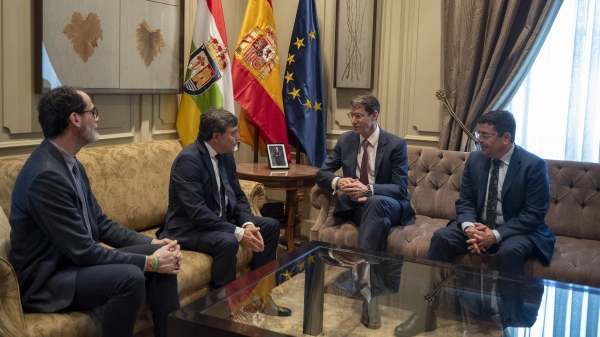 Imagen del artículo Gonzalo Capellán se reúne con representantes del Consejo Consultivo de La Rioja
