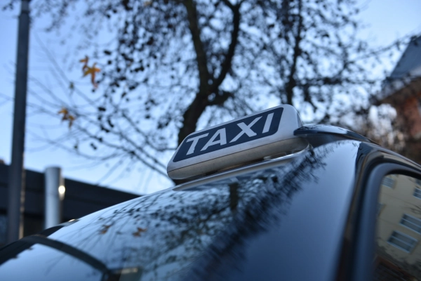 Imagen del artículo El Gobierno de La Rioja aprueba la creación Área Territorial de Prestación Conjunta del servicio de taxi en La Rioja Media y Cameros