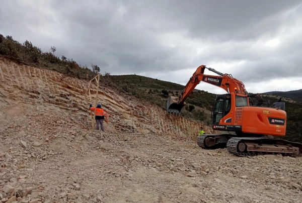 Imagen del artículo Comienzan las obras en la carretera LR-476 de acceso a San Vicente de Robres que tienen un plazo de ejecución de 12 meses