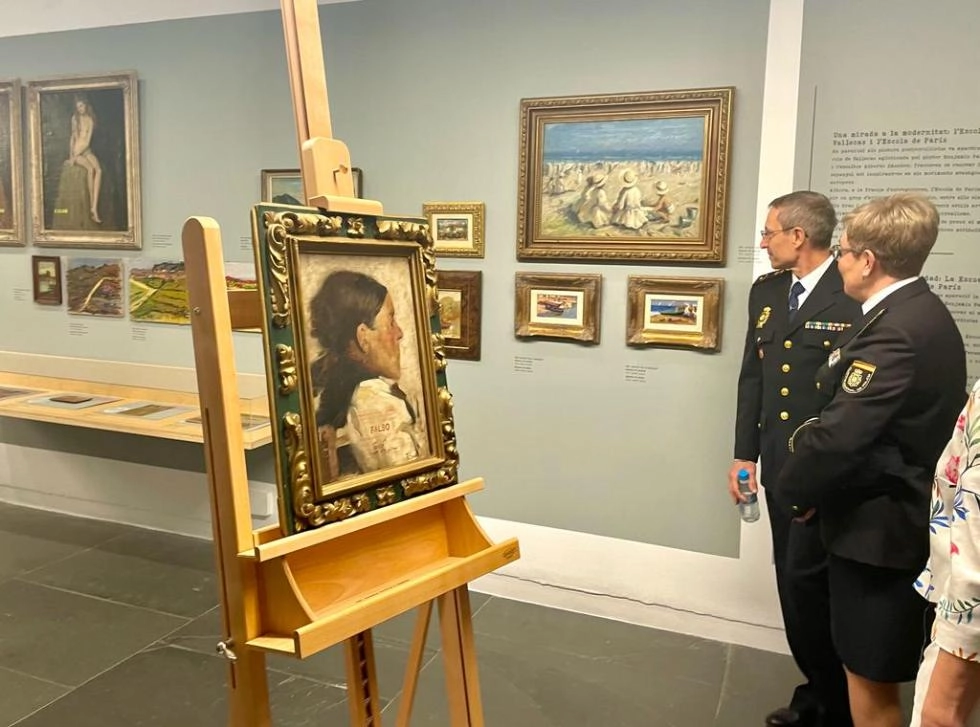 Imagen del artículo La Policía de la Generalitat expone en el MuVIM un total de 112 obras de arte falsas incautadas por el Grupo de Patrimonio de este cuerpo