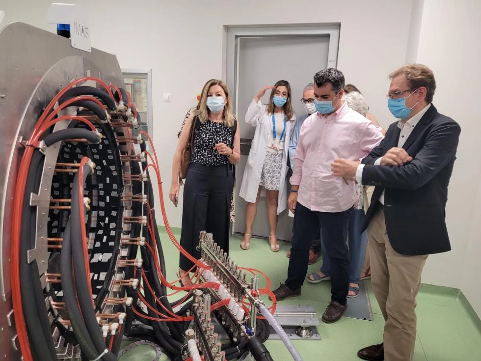 Imagen del artículo Sanidad finaliza la fase de instalación del nuevo escáner PET de cuerpo completo en el Hospital La Fe en el marco del proyecto IMAS