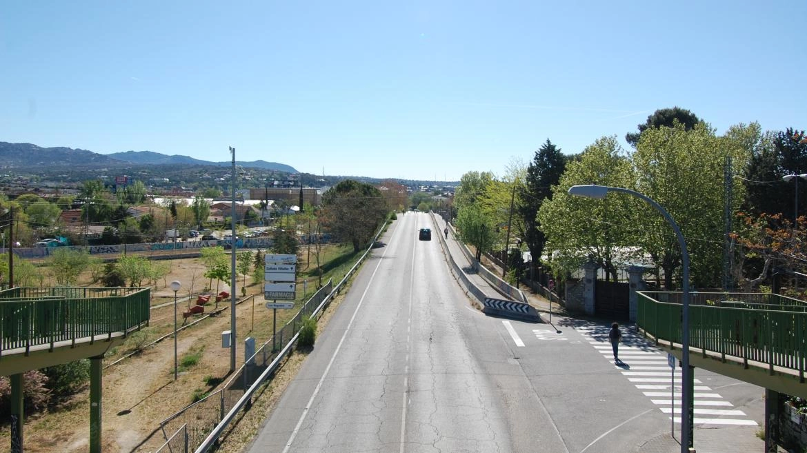 Imagen del artículo La Comunidad de Madrid rehabilitará la avenida Reina Victoria de Alpedrete a su paso por la zona de la estación Los Negrales