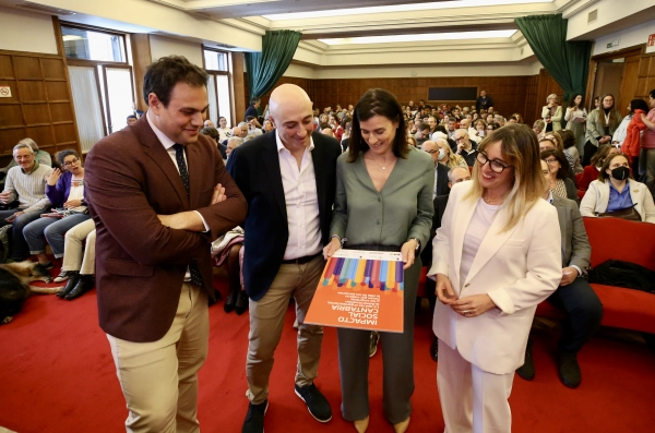 Imagen del artículo Eugenia Gómez de Diego apuesta por el diálogo y la colaboración con el tercer sector para mejorar la atención social