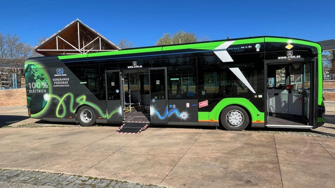 Imagen del artículo Díaz Ayuso anuncia el Bus de Uso Prioritario para conectar Alcorcón y Móstoles con Arroyomolinos